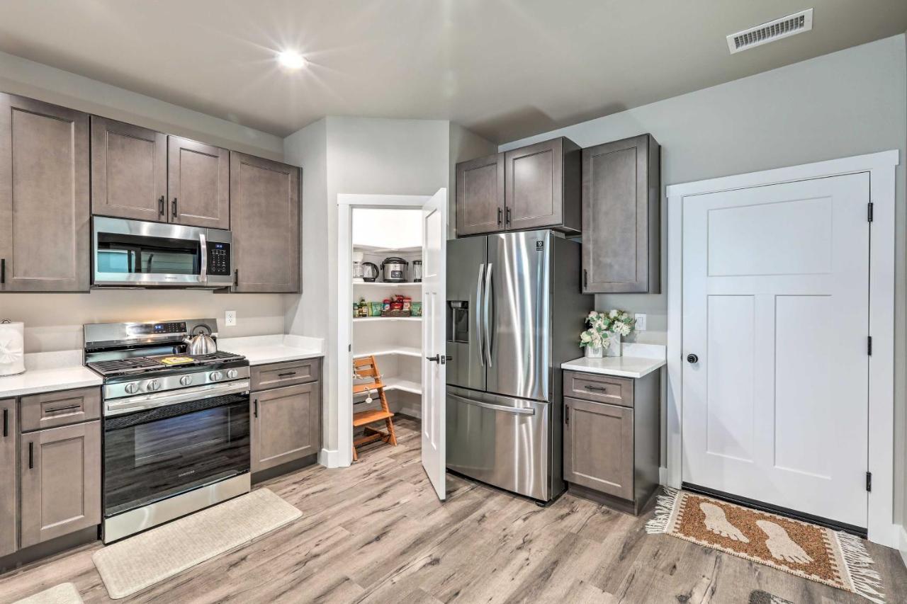 Modern Flagstaff Home, 4 Mi To Downtown! Ngoại thất bức ảnh